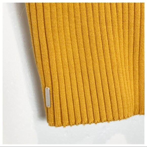 Vatanika Body Language Set Size 4 - Picture 3 of 13